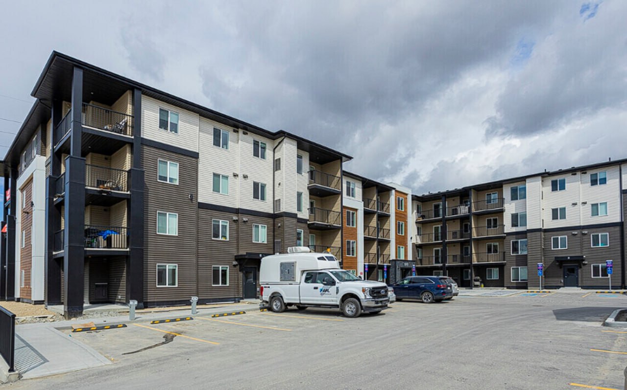 Riverview Pointe residential buildings in Cochrane